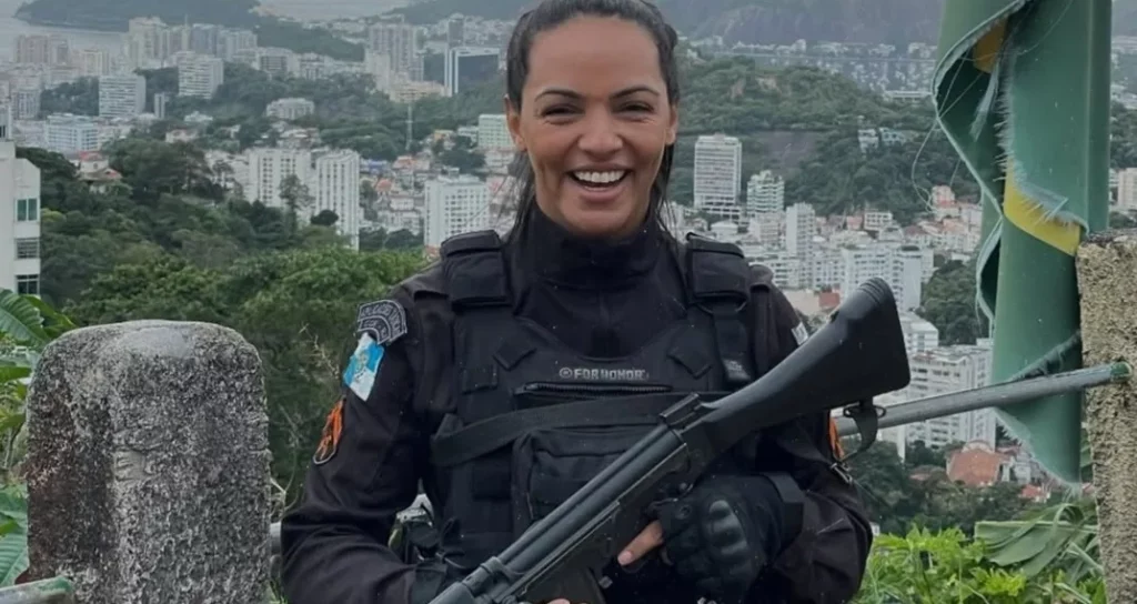 Mulheres ganham curso exclusivo de preparação e desenvolvimento com a policial militar Munique Busson